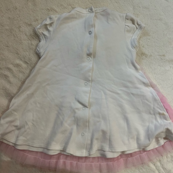 Baby dresses - Picture 3 of 3
